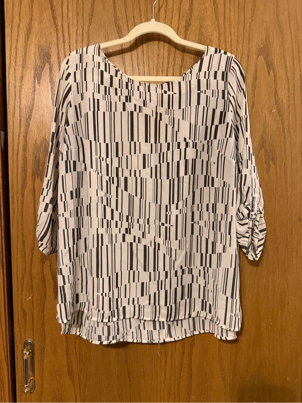 Apt. 9 Black & White Geometric Print Blouse